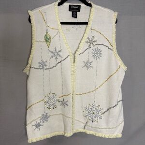 Vintage Christmas Snowflake Sweater Vest Ivory White Embroidered Made In‎ USA XL